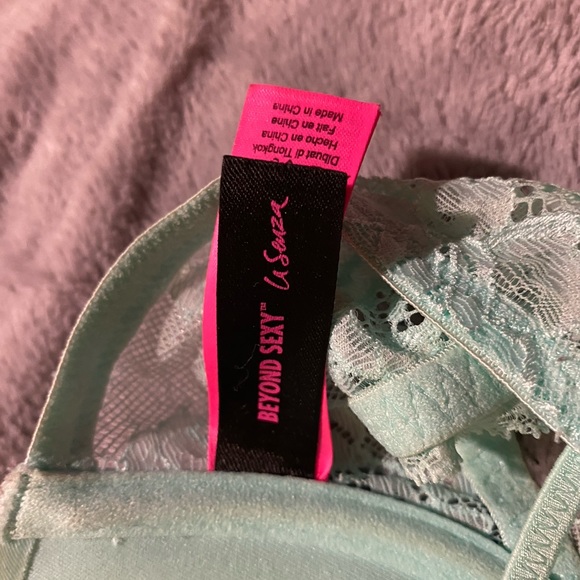 Like New LaSenza bra - Picture 3 of 4